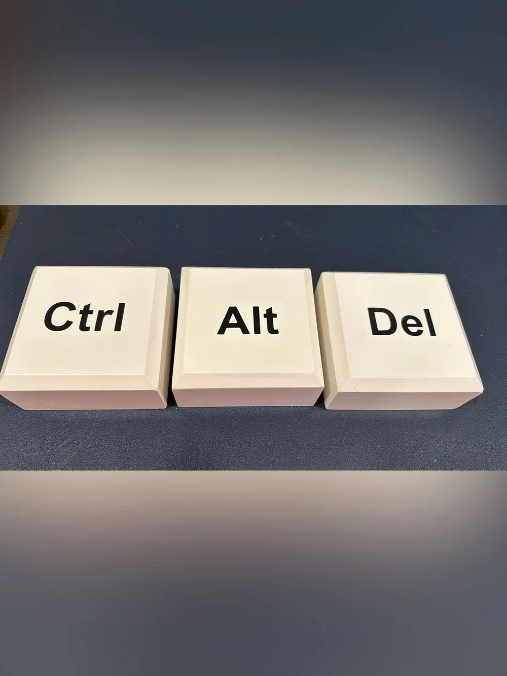 Unique Ctrl Alt Del Decorative Keycap Set - White - Picture 1 of 4